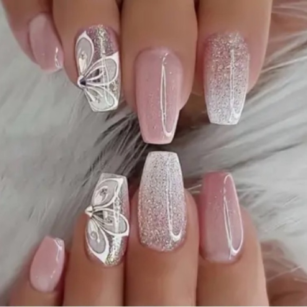 Flower White Pink Fake Press On Nails NWT